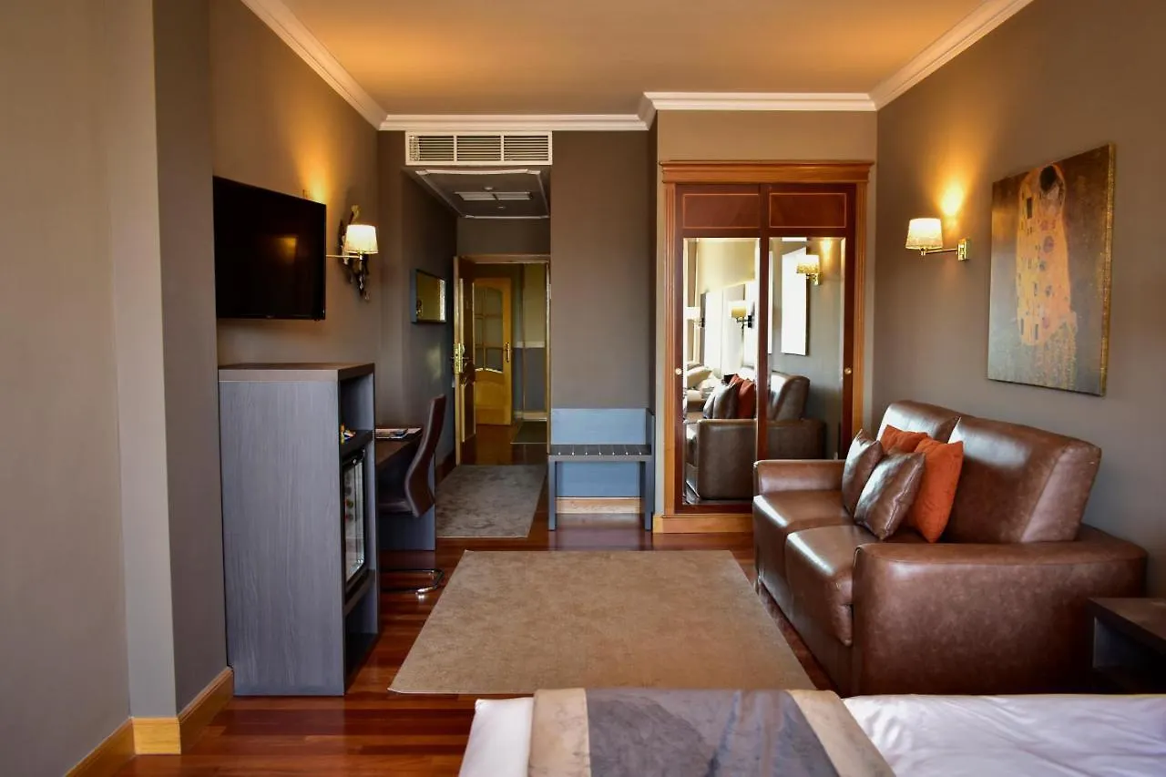 Hotel Armine Basauri