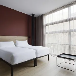 Allada 3* 3*, Barcelona Spain